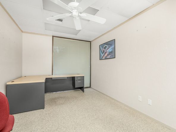 Professional Office Space Located Off Shaw Ave: 1241 E Shaw Ave, Fresno, CA 93710